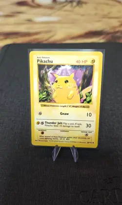 Pokemon Pikachu 058/102 Base Set (Shadowless) Regular TCG - Image 1