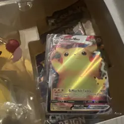 Pokemon 25th Celebrations Premium Figure Collection Pikachu VMAX New & Sealed - Image 3