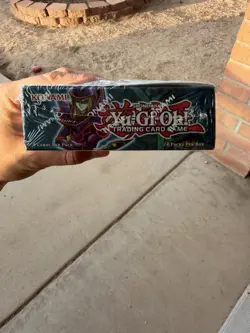 Yugioh Legend of Blue Eyes White Dragon Booster Box 25th Anniversary - SEALED - Image 4
