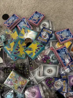 Pokemon TCG Over 8 LBS Bulk Lot Dice, Coins, Binders ,Energy Cards, Card Sleeves - Image 4