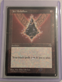 Wizards Jet Medallion Tempest Rare Artifact Regular 1997 Sue Ellen Brown EN - Image 1