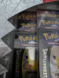 Pokemon TCG Celebrations Collection Lance's Charizard V Box 820650101625 - Image 4
