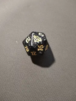 MTG D20 Lord Of The Rings Spindown Dice Black Yellow - Image 1