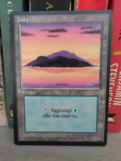 MTG 1x Revised Basic Land LP Italian FBB Isola Island (Yellow) - Image 2