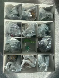 Yu-Gi-Oh The Pot Collection - Ohne Karten, nur Figuren - EU Version OVP TBC1-EN - Image 2