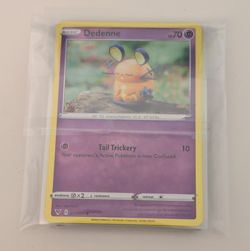 Lot Of 19 Pokemon Cards From Vivid Voltage Set - Image 1