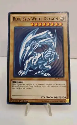Blue-Eyes White Dragon (SDK art) - LDK2-ENK01 - Common - 1st Edition NM Yugioh - Image 1