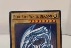Blue-Eyes White Dragon (SDK art) - LDK2-ENK01 - Common - 1st Edition NM Yugioh - Image 2