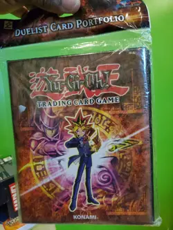 New Rare 1996 YuGiOh Dark Magician Konami Kazuki Takahashi Duelist Card Binder - Image 1