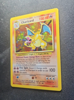 Pokemon TCG Base Set Unlimited 4/102 Charizard Holo Rare LP - Image 5