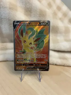 Pokemon TCG Leafeon V Evolving Skies 166/203 Holo Ultra Rare - Image 1