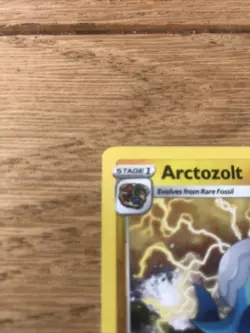 Pokemon Card Arctozolt Darkness Ablaze Reverse Holo Rare 066/189 Near Mint - Image 4