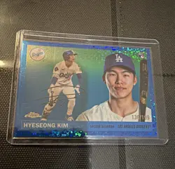 Topps Chrome Hyeseong Kim Los Angeles Dodgers Rookie Card RC #136/199 - Image 1
