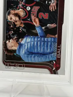 2025-26 Topps Basketball Lonzo Ball Golden Mirror SSP #39 Chicago Pop 1 PSA 10 - Image 3
