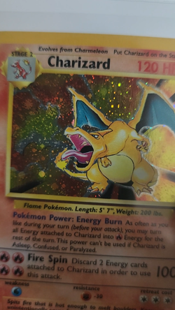 ​Vintage Pokemon Card - Charizard Holo 4/130 Base Set 2 - RARE HOLO SWIRL - LP - Image 2