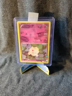 Pokemon TCG Swirlix RC19/RC32 Generations Radiant Collection Reverse Holo - Image 3