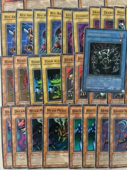 SDP - Relinquished & Blue Eyes Toon - YuGiOh Bundle CARD- Starter Deck:Pegasus - Image 4
