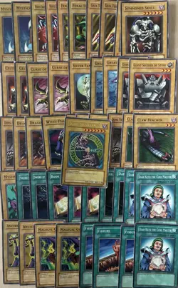 SDY - Dark Magician YuGiOh Bundle CARD Set - Starter Deck: Yugi - Image 1