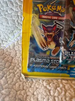 Pokemon TCG Black & White Drifblim Hanger 3 Pack Sealed -Has Wear- Plasma Freeze - Image 5
