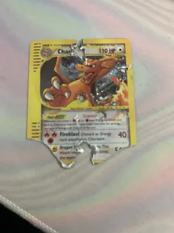 2003 POKEMON SKYRIDGE #146 CHARIZARD-HOLO Damaged - Image 1