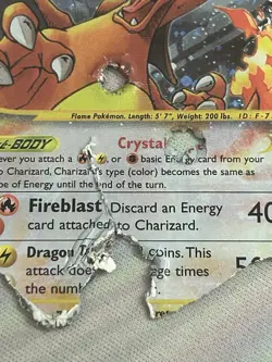 2003 POKEMON SKYRIDGE #146 CHARIZARD-HOLO Damaged - Image 3