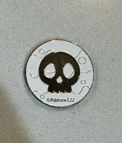 Pokemon TCG Metal Status Coin Poison Skull Gold White C22 - Image 1