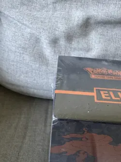 Pokemon TCG Sword & Shield Champions Path ETB Elite Trainer Box - Sealed w tear - Image 4