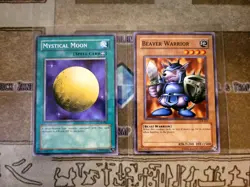 YUGIOH TCG BEAVER WARRIOR + MYSTICAL MOON LOB COMMON UNLIMITED ED 1996 - Image 1