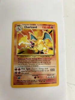 Charizard Pokemon Base Set RARE Holo 4/102 Card - Great Condition - Image 2