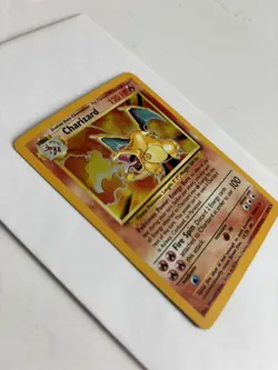 Charizard Pokemon Base Set RARE Holo 4/102 Card - Great Condition - Image 3