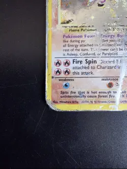 Pokemon TCG Charizard 4/102 WOTC 1999 Holo Base Set Unlimited VERY DAMAGED - Image 5