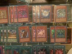 Yugioh Crystal Beast Deck CT04 Saphire Pegasus, Rainbow Dragon, LCGX Super - Image 2