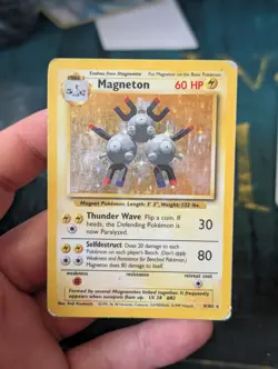 HP Magneton 9/102 Holo Rare Base Set Pokemon Card 1999 WOTC TCG Vintage - Image 4