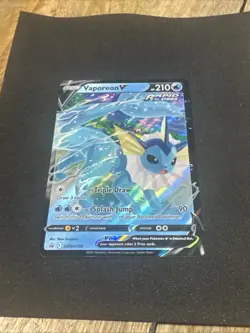 Pokemon TCG Vaporeon V SWSH150 Sword & Shield Black Star Promo Full Art NM - Image 1