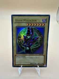 Yugioh Dark Magician Ultra Rare LOB-005 Vintage Holo NM - Image 2