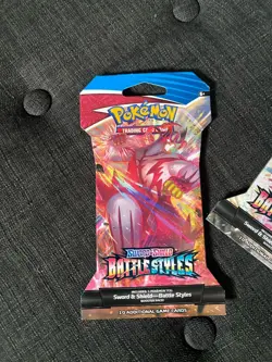 Pokemon Sword And Shield Battle Styles Sleeved Booster Pack (Random art) NEW - Image 3