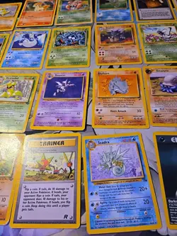Lot of 32 HP/Damaged Vintage Pokemon Cards Non Holo - Base, Fossil, Jungle Etc - Image 3