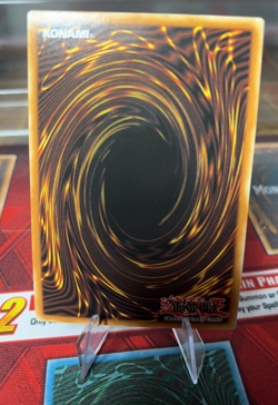 Yugioh Infinite Impermanence MAGO-EN052 Gold Rare 1st Ed - NM Staple Trap Card - Image 2