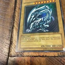 Blue-Eyes White Dragon SDK-001 Starter Deck Kaiba Ultra Rare Holo Yu-Gi-Oh! (2) - Image 2