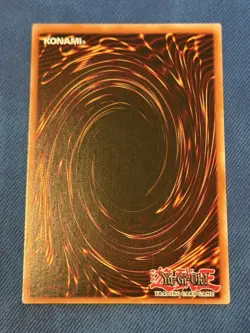 Konami Yu-Gi-Oh! Blue-Eyes White Dragon OP28-EN001 Ultimate Rare Holo Unl - Image 4