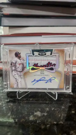 2026 Topps Tier One David Ortiz Laundry Tag Jumbo Relic Auto /10 - Image 1