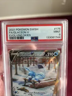 Pokemon TCG: Glaceon V 077 Eevee Heroes Alt Art Full Art 2021 077/069 SR PSA 9 - Image 2