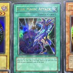 Yu-Gi-Oh! 7-Card Foil/Holo Lot Dark Magician Set! - Image 3