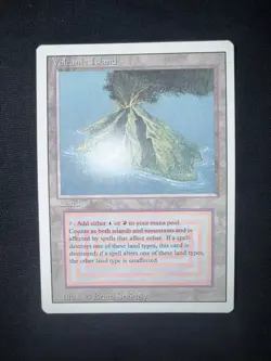 Wizards of the Coast Volcanic Island Revised Dual Land U/R Regular Rare ENG - Image 1
