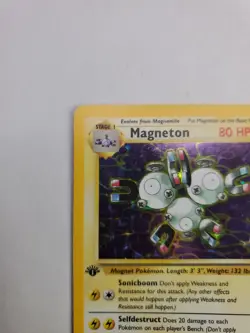 1st Edition Magneton Pokemon TCG Fossil Set Holo Rare Card 11/62 Vintage LP - Image 4