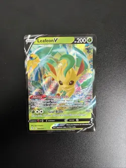 Pokemon TCG Leafeon v Evolving Skies Holo Ultra Rare Card 007/203 - Image 3