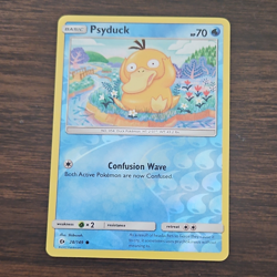 The Pokemon Company Pokemon TCG Psyduck 28/149 SM Base Common Reverse Holo 70 HP - Image 1
