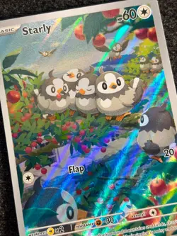 Pokemon TCG Card Starly 221/198 Scarlet & Violet Illustration Rare Holo - NM/VLP - Image 3