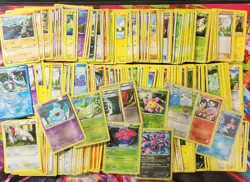 Pokemon TCG 250 Card Vintage Bulk Lot EX Era, Diamond Pearl, Platinum, HGSS, BW - Image 1
