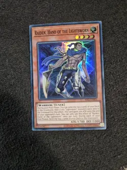 Yugioh Raiden, Hand of the Lightsworn SDLI-EN003 Super Rare LP - Image 1